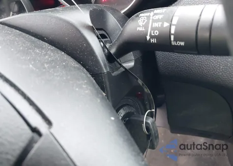 2010 Mazda Mazda3 I Touring z USA, uszkodzony, nr VIN JM1BL1SGXA1325475